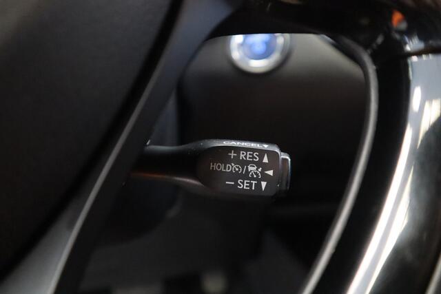 Toyota C-HR 1.8 Hybrid Style Navigatie afneembare trekhaak stoelverwarming JBL Cruise Control