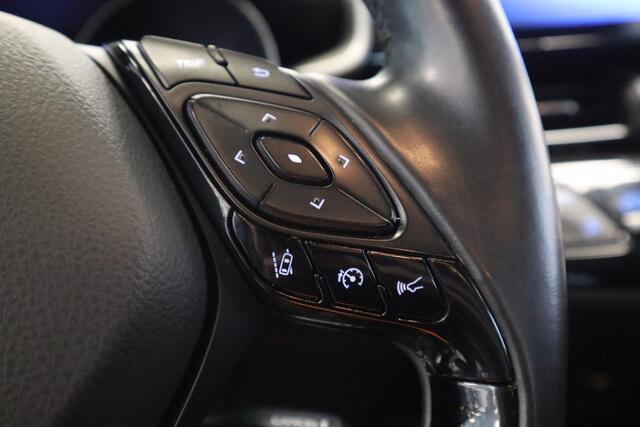 Toyota C-HR 1.8 Hybrid Style Navigatie afneembare trekhaak stoelverwarming JBL Cruise Control