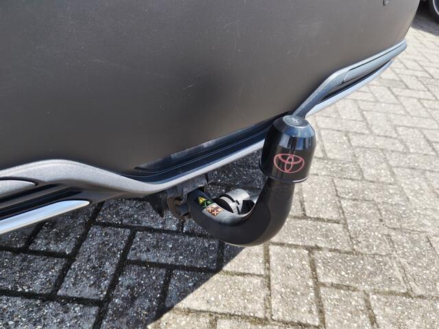 Toyota C-HR 2.0 Hybrid GR-Sport | Trekhaak | JBL | Navi | Sensoren |