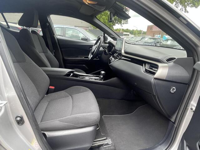 Toyota C-HR 1.8 Hybrid Bi-Tone All seasonbanden