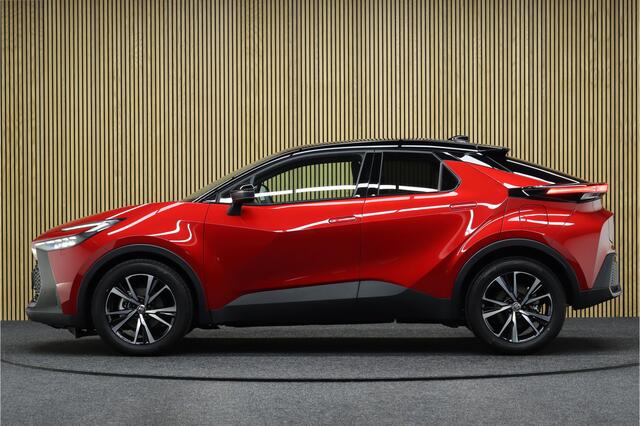 Toyota C-HR Hybrid 140 Style Edition | Nieuw uit voorraad leverbaar! | ¤ 4.800,- Voorraad voordeel! | Groot Navigatie | Elek. Achterklep | Adaptive-cruise | Camera | Dodehoekdetectie | Apple Carplay