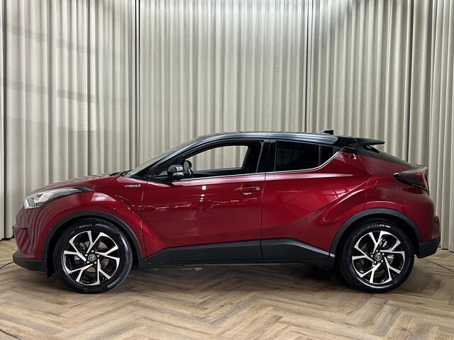 Toyota C-HR 1.8 Hybrid Style Adaptive *JBL Premium* Camera / PDC V+A / Stoel+Stuurverw. / 18" LMV / Bi-Tone Lava / Origineel NL+NAP