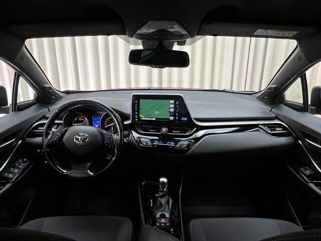 Toyota C-HR 1.8 Hybrid Style Adaptive *JBL Premium* Camera / PDC V+A / Stoel+Stuurverw. / 18" LMV / Bi-Tone Lava / Origineel NL+NAP