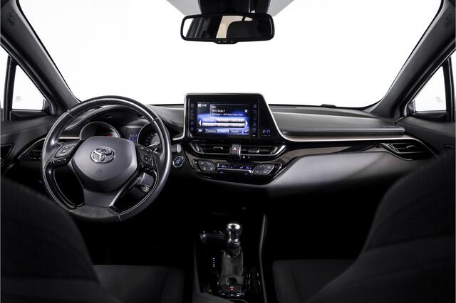 Toyota C-HR 1.8 Hybrid Dynamic - Automaat | Adapt. Cruise | Stoel-+Stuurverw. | PDC | Camera | NAV | ECC | LM 18" | Afn. Trekhaak