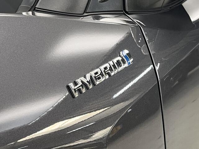 Toyota C-HR 2.0 Hybrid Business Plus / Achteruitrijcamera / Stoel- & Stuurverwarming / Cruise Control / Parkeersensoren Voor & Achter / Dodehoekdetectie