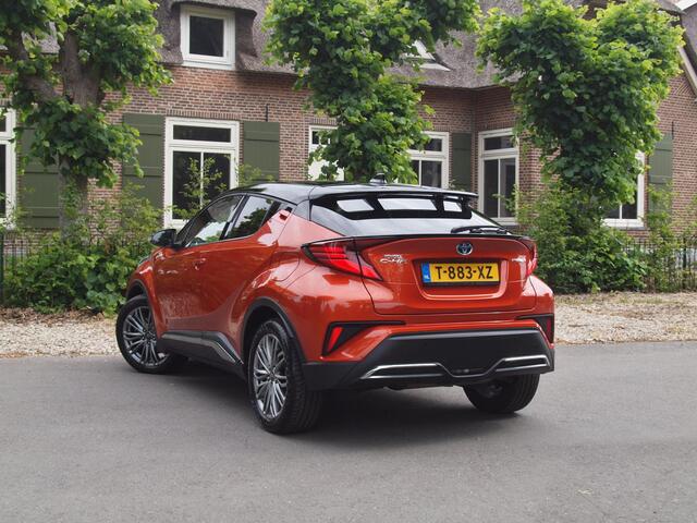 Toyota C-HR 2.0 Hybrid Executive | 180 PK | Facelift | Camera | Apple Carplay | Cruise Control | DAB |