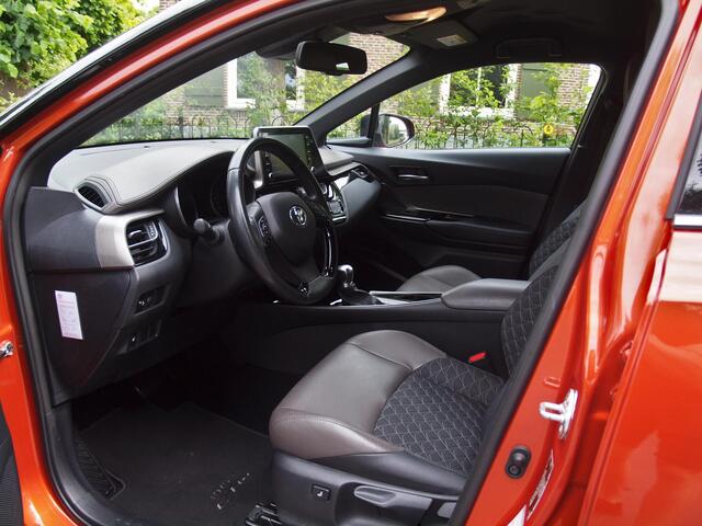 Toyota C-HR 2.0 Hybrid Executive | 180 PK | Facelift | Camera | Apple Carplay | Cruise Control | DAB |