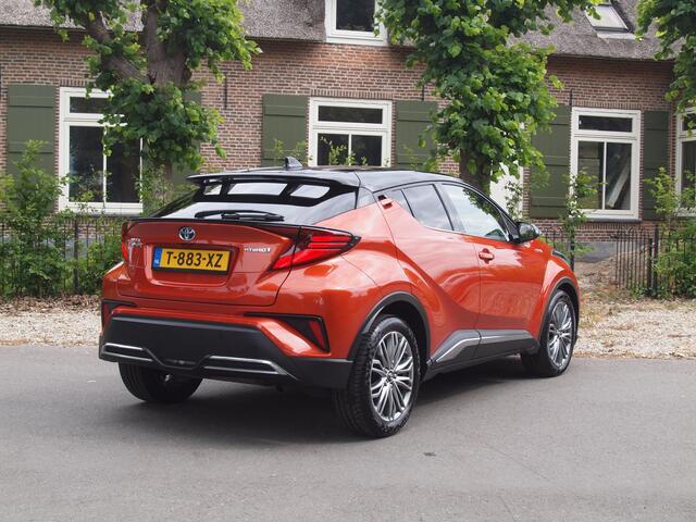 Toyota C-HR 2.0 Hybrid Executive | 180 PK | Facelift | Camera | Apple Carplay | Cruise Control | DAB |