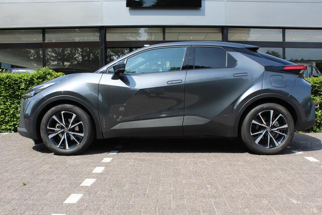 Toyota C-HR 1.8 Hybrid 140 First Edition Limited | Rijklaar | Stoel-/stuurverw. | Blind Spot | Apple/Android | LED | El. achterklep | Keyless