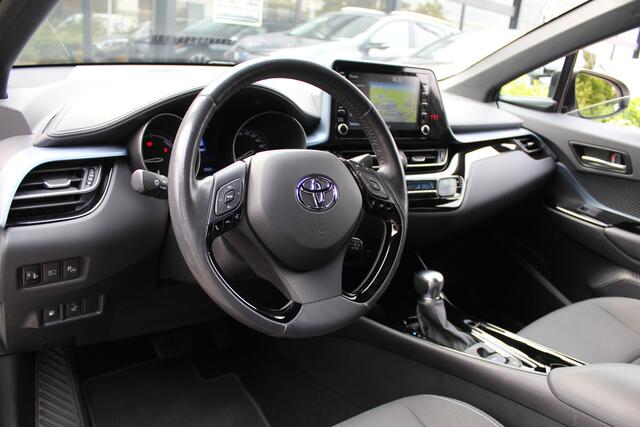 Toyota C-HR 1.8 Hybrid Dynamic Bi-Tone | Rijklaar | Apple/Android | Trekhaak | Navi | Clima | Stoel/Stuur-verwarming | PDC | Cruise