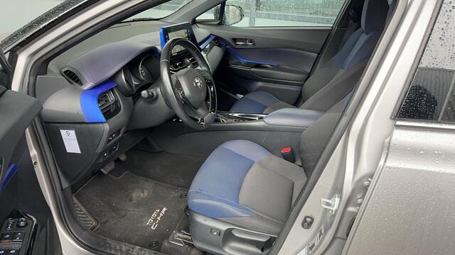 Toyota C-HR 1.8 Hybrid First Edition / Navigatie / Stoelverwarming / Camera