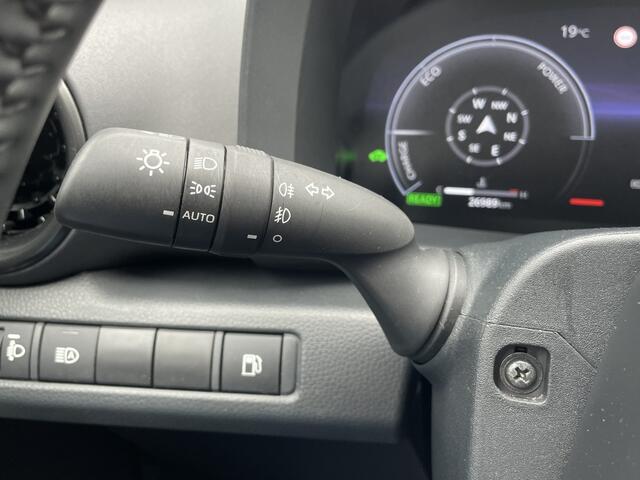 Toyota C-HR 1.8 Hybrid 140 Dynamic | Sensoren v/a | Navi | Blindspot