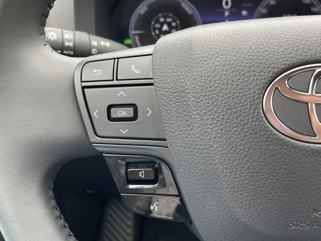 Toyota C-HR 1.8 Hybrid 140 Dynamic | Sensoren v/a | Navi | Blindspot