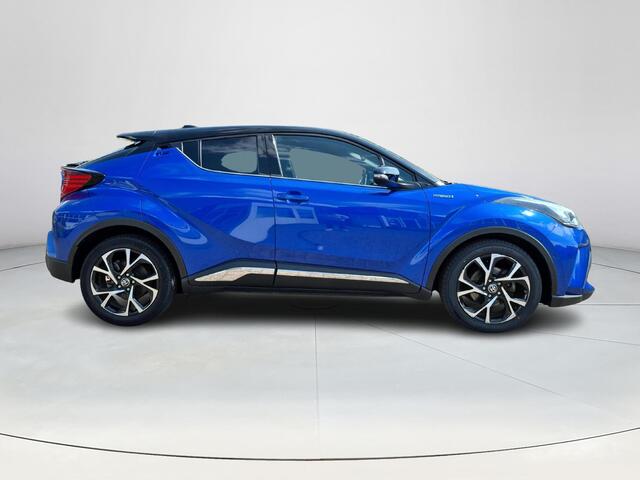 Toyota C-HR 2.0 Hybrid Bi-Tone | JBL audio | Stoelverwarming | Navigatie | Parkeersensoren |