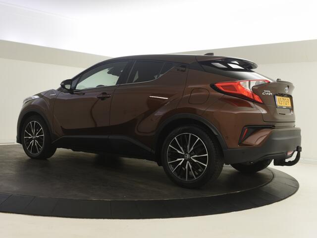 Toyota C-HR 1.8 Hybrid Executive | Trekhaak | Navigatie | All Seasons