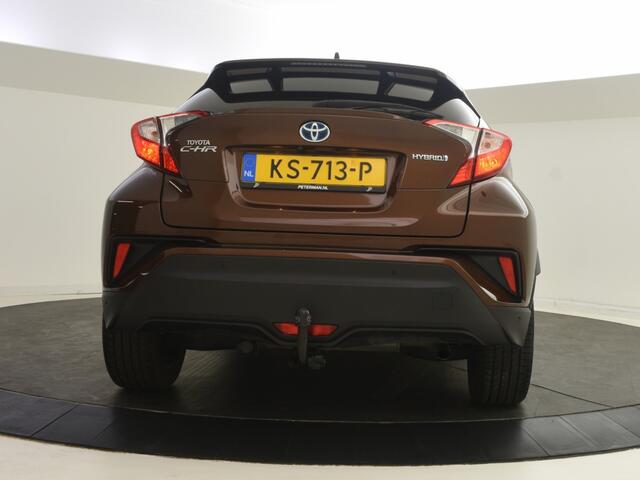Toyota C-HR 1.8 Hybrid Executive | Trekhaak | Navigatie | All Seasons