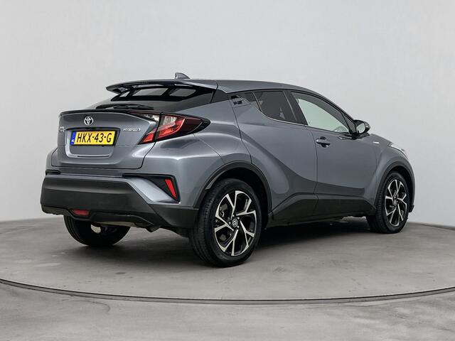 Toyota C-HR 1.8 Hybrid Dynamic Limited | Stoelverwarming | Apple Carplay /- Android Auto | CvdM