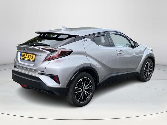 Toyota C-HR 1.8 Hybrid Executive | Navigatie | Achteruitrijcamera | Stoel en stuurverwarming
