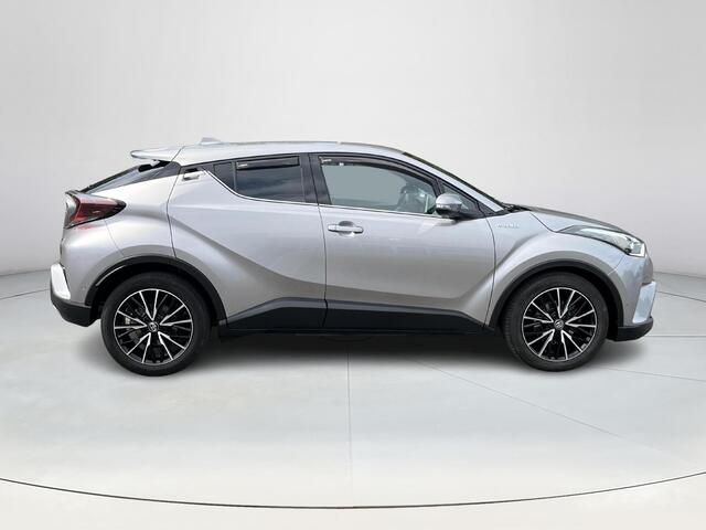 Toyota C-HR 1.8 Hybrid Executive | Navigatie | Achteruitrijcamera | Stoel en stuurverwarming