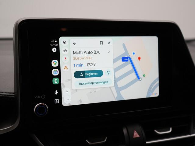 Toyota C-HR 2.0 Hybrid Style 184pk Dealer O.H. | Half Lederen Sportstoelen | Navigatie | Apple Carplay | Camera | DAB | LED Koplampen | Parkeersensoren | Stoel & Stuurverwarming | Cruise Control |