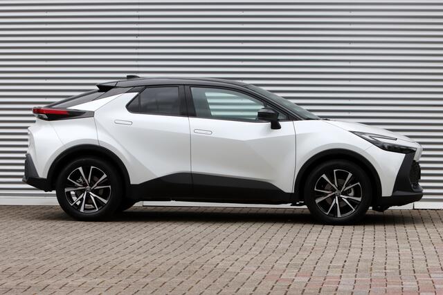 Toyota C-HR 2.0 Hybrid 200 Edition Two-Tone / Panorama-dak