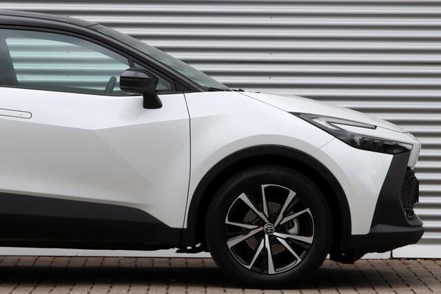Toyota C-HR 2.0 Hybrid 200 Edition Two-Tone / Panorama-dak