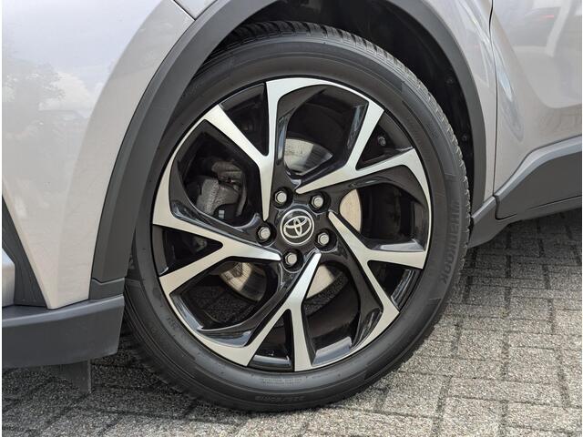 Toyota C-HR 1.8 Hybrid Dynamic Stoel- stuurverwarming | PDC V+A | Camera | BSM | Adap. Cruise | Keyless | Led