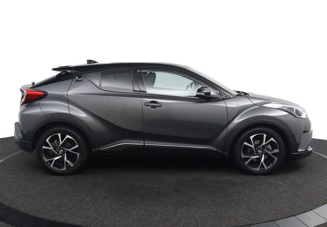 Toyota C-HR 1.8 Hybrid Bi-Tone Plus | Trekhaak | JBL Audio | Lederen Bekleding | Navigatie | Parkeersensoren Rondom |