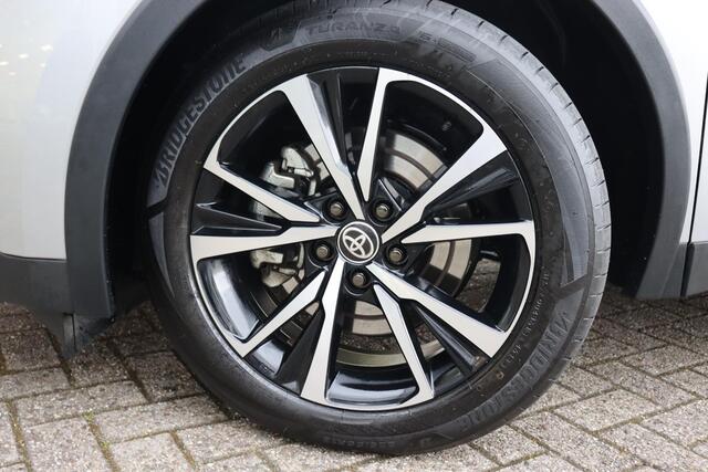 Toyota C-HR 2.0 Plug-in Hybrid 220 First Edition
