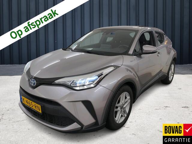 Toyota C-HR 1.8 Hybrid Active (98 PK) 2e-Eig. & Dealer-Onderh. BOVAG-Garantie. NL-Auto. Navigatie/Apple-Carplay/Android-Auto, Adaptive-Cruisecontrol, Keyless-Start, Achteruitrijcamera, DAB, Lm-Velgen-17Inch Privacy-Glas