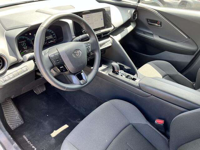 Toyota C-HR 1.8 Hybrid 140 Dynamic NL Auto Navi Carplay Dodehoek detectie Parkeersensoren