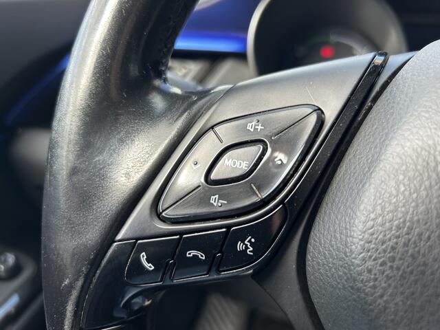 Toyota C-HR 1.8 Hybrid Dynamic // NAVI // CLIMA // CAMERA // CRUISE // STOELVERWARMING