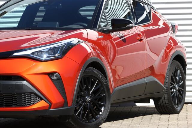 Toyota C-HR 1.8 Hybrid Style Luxury Orange Edit.