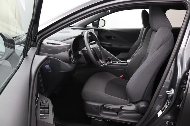 Toyota C-HR 1.8 Hybrid 140 Dynamic | Origineel NL | Led Verlichting | Keyless Entry | BSM | Parkeersensoren Rondom |