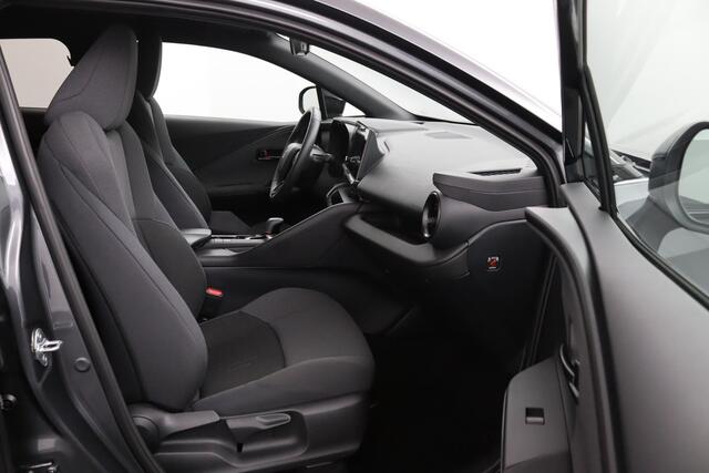Toyota C-HR 1.8 Hybrid 140 Dynamic | Origineel NL | Led Verlichting | Keyless Entry | BSM | Parkeersensoren Rondom |