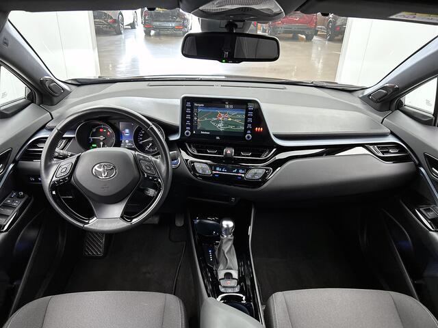 Toyota C-HR 1.8 Hybrid Style | NL auto | Blindspot Monitor | Navigatie | Parkeercamera | Trekhaak |