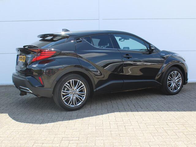 Toyota C-HR 2.0 Hybrid Executive / Trekhaak Afneembaar / Navigatie + Apple Carplay/Android Auto / Stoelverwarming Voor / Achteruitrijcamera / JBL Audio /