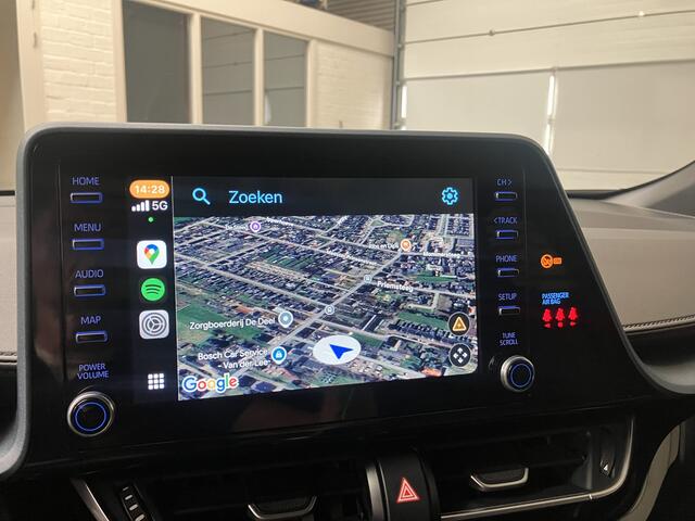 Toyota C-HR 1.8 Hybrid BI-TONE/DODE HOEK/PDC/CAM/TREKHAAK/CARPLAY/ENZ