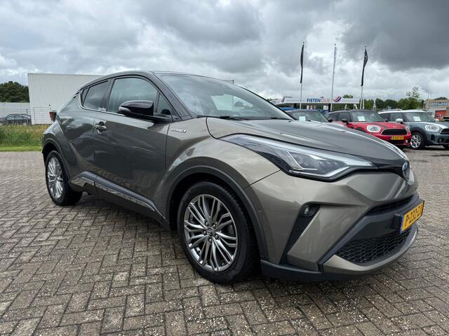 Toyota C-HR 1.8 Hybrid Executive Camera Stuurverwarming