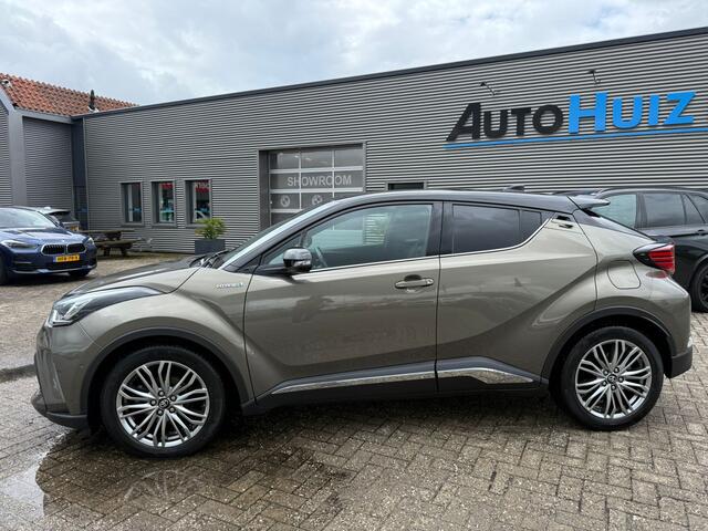 Toyota C-HR 1.8 Hybrid Executive Camera Stuurverwarming