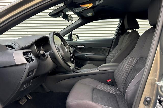 Toyota C-HR 1.8 Hybrid Active Navi / Camera / CarPlay