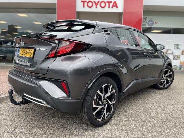 Toyota C-HR 2.0 Hybrid Dynamic | Navi | Afneembare Trekhaak | Apple CarPlay