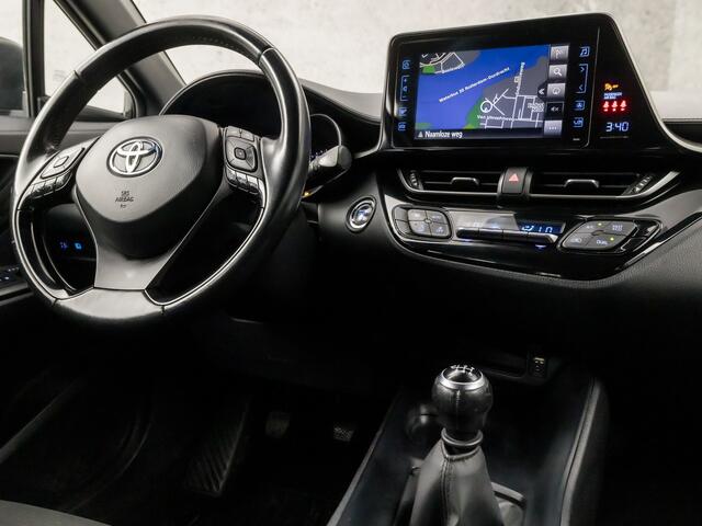 Toyota C-HR 1.2 Design (NAVIGATIE, CAMERA, XENON, SPORTSTOELEN, LANE ASSIST, ZWART HEMEL, BOTS HERKENNING, BLUETOOTH, CRUISE CONTROL, CLIMATE CONTROL, NIEUWSTAAT)