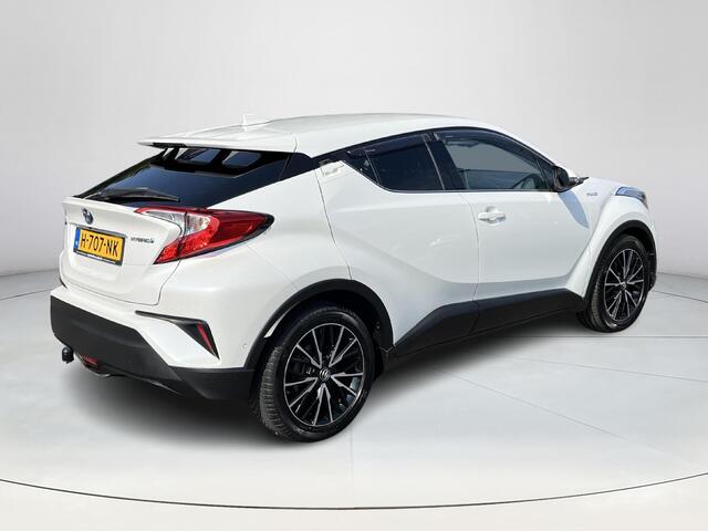 Toyota C-HR 1.8 Hybrid Executive | Navigatie | Achteruitrijcamera | Stoelverwarming | Trekhaak