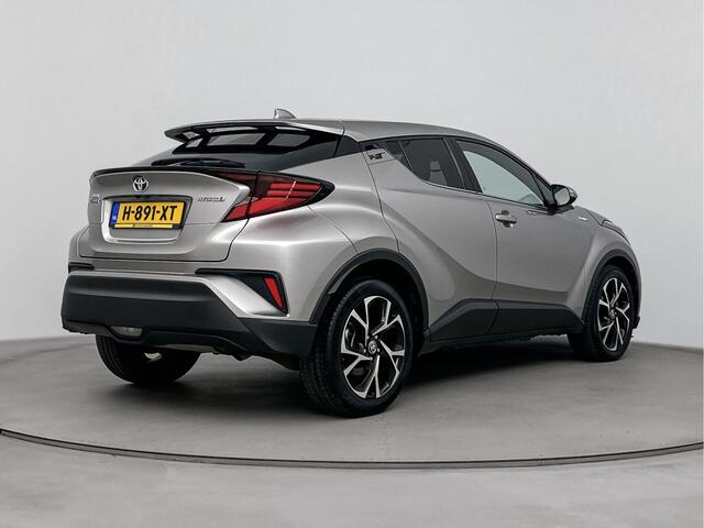 Toyota C-HR 1.8 Hybrid First Edition | Apple Carplay & Android Auto | Parkeercamera |