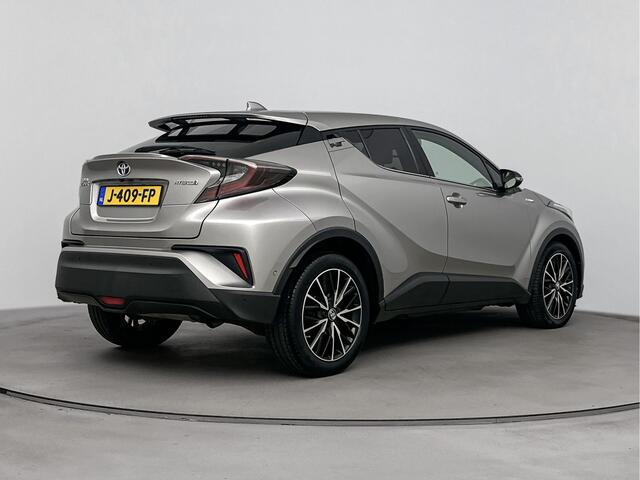 Toyota C-HR 1.8 Hybrid Executive Limited | Metaallak | Parkeersensoren | Lichtmetalen Velgen | Navi | Stoelverwarming |