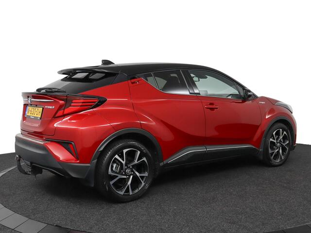 Toyota C-HR 1.8 Hybrid Style Chrome pakket | JBL premium | Camera | Trekhaak | stoelverwarming |