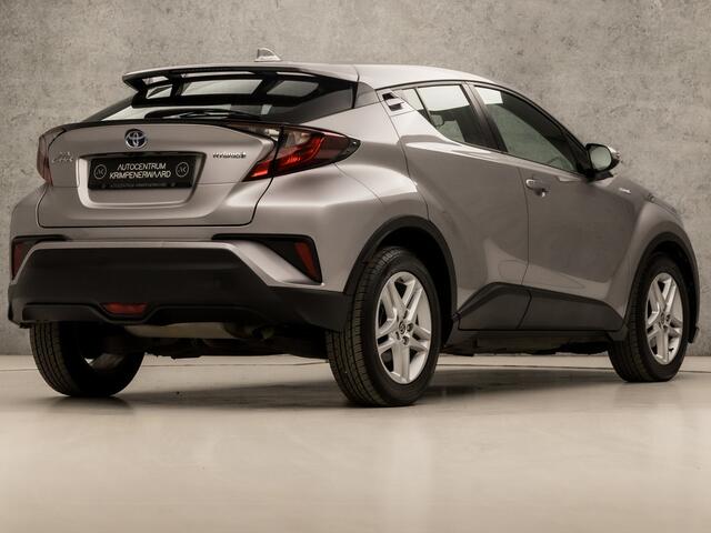 Toyota C-HR 1.8 Hybrid Active Sport Automaat (APPLE CARPLAY, NAVIGATIE, CAMERA, ADAPTIVE CRUISE, ZWART HEMEL, SPOR0TSTOELEN, LANE ASSIST, CRUISE, LED KOPLAMPEN, NIEUWSTAAT)
