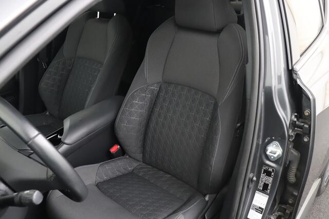 Toyota C-HR 2.0 Hybrid Business Plus JBL-Sound Trekhaak Camera 18'LMV