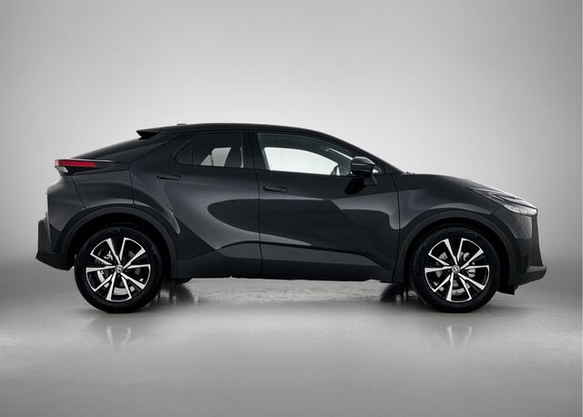 Toyota C-HR 1.8 Hybrid 140 Dynamic Limited | Achteruitrijcamera | Apple Carplay/Android auto | Climate control | Stoel en stuurverwarming |